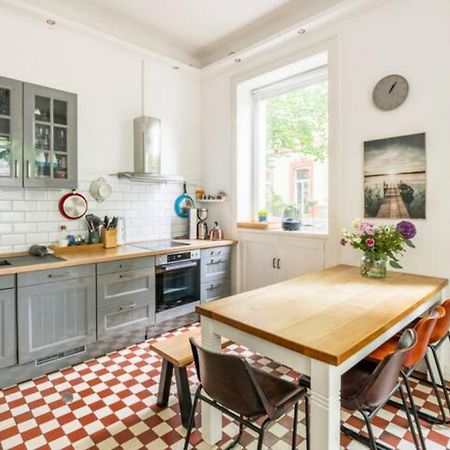 המבורג Grosszuegige 185M2-Altbauwohnung In Bestlage 7Zimmer-2Baeder-2Kuechen-2Wcs מראה חיצוני תמונה