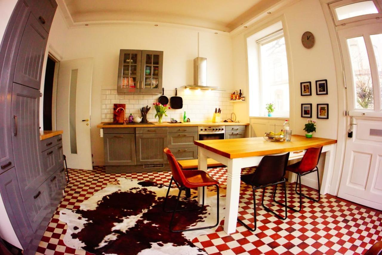 המבורג Grosszuegige 185M2-Altbauwohnung In Bestlage 7Zimmer-2Baeder-2Kuechen-2Wcs מראה חיצוני תמונה
