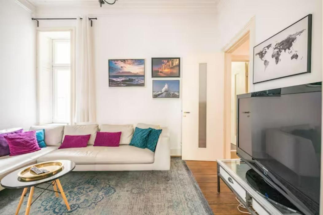 המבורג Grosszuegige 185M2-Altbauwohnung In Bestlage 7Zimmer-2Baeder-2Kuechen-2Wcs מראה חיצוני תמונה