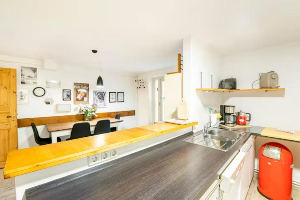 המבורג Grosszuegige 185M2-Altbauwohnung In Bestlage 7Zimmer-2Baeder-2Kuechen-2Wcs מראה חיצוני תמונה