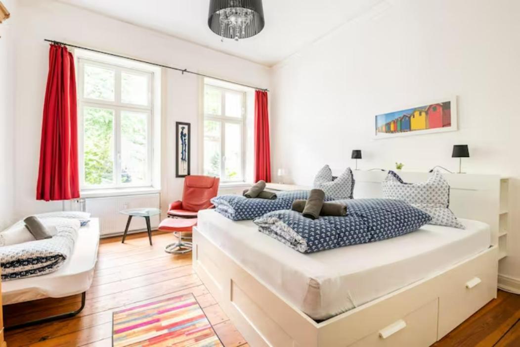המבורג Grosszuegige 185M2-Altbauwohnung In Bestlage 7Zimmer-2Baeder-2Kuechen-2Wcs מראה חיצוני תמונה
